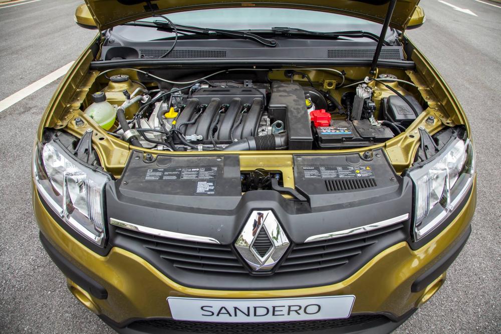 Renault Sandero Stepway   2016 - Renault Sandero nhập khẩu mới nguyên chiếc máy xăng, số tự động 5 cấp, có xe giao ngay