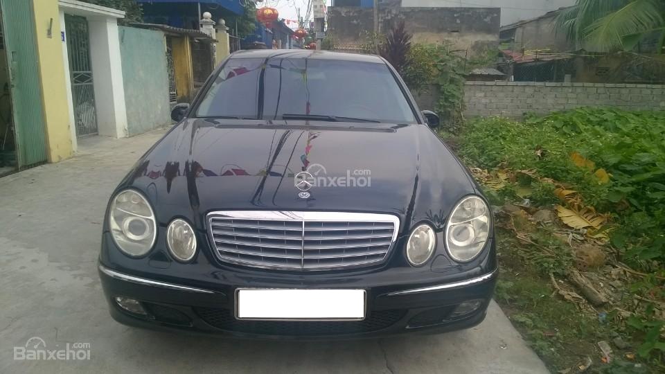 Mercedes-Benz E240 2003 - Bán Mercedes đời 2003, màu đen, nhập khẩu