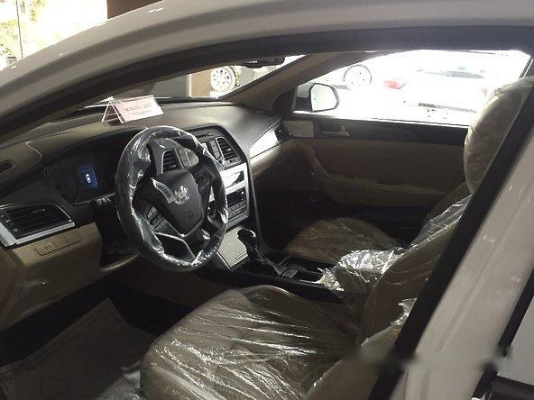 Hyundai Sonata   2.0AT 2017 - Bán xe Hyundai Sonata 2.0AT đời 2017, màu trắng - LH 0933860011