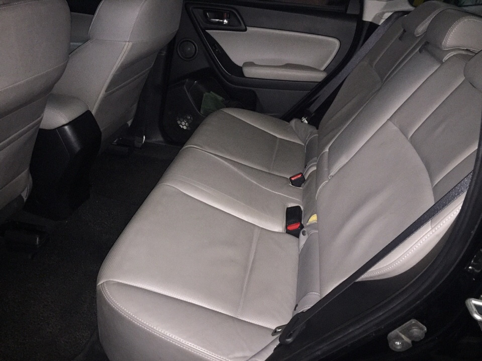 Subaru Forester FXT 2013 - Bán xe Subaru Forester FXT đời 2013, màu đen, xe nhập, xe nhà đi. Lh: 0931416628