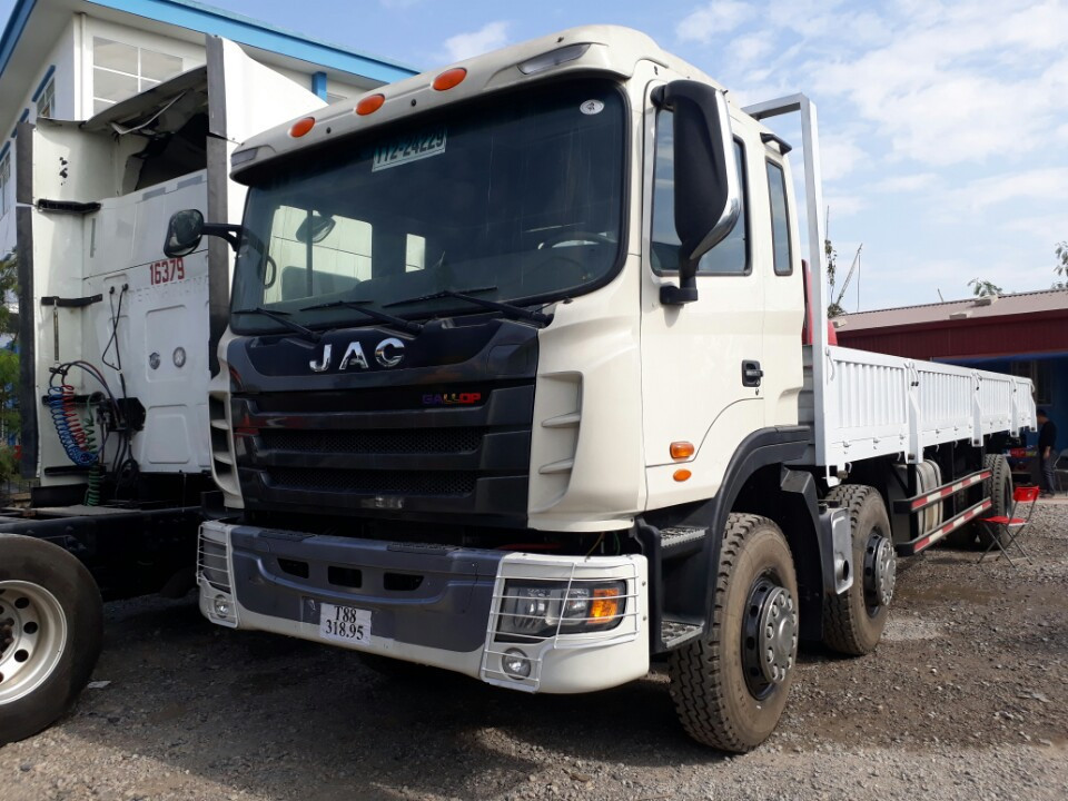 JAC HFC 2014 - Hải Phòng cần bán xe tải thùng 10 tấn 3 chân, nhập khẩu đời 2014 xe mới, giá 860 triệu