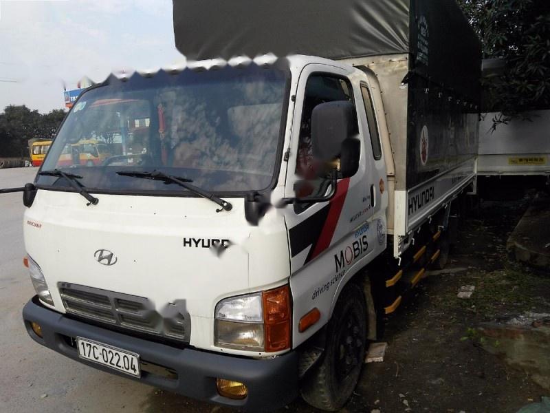 Hyundai Gold 2004 - Bán Hyundai Gold đời 2004, màu trắng, nhập khẩu nguyên chiếc