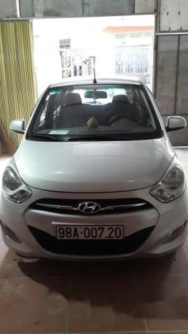 Hyundai i10   2011 - Bán xe Hyundai i10 đời 2011, số sàn, giá 240tr