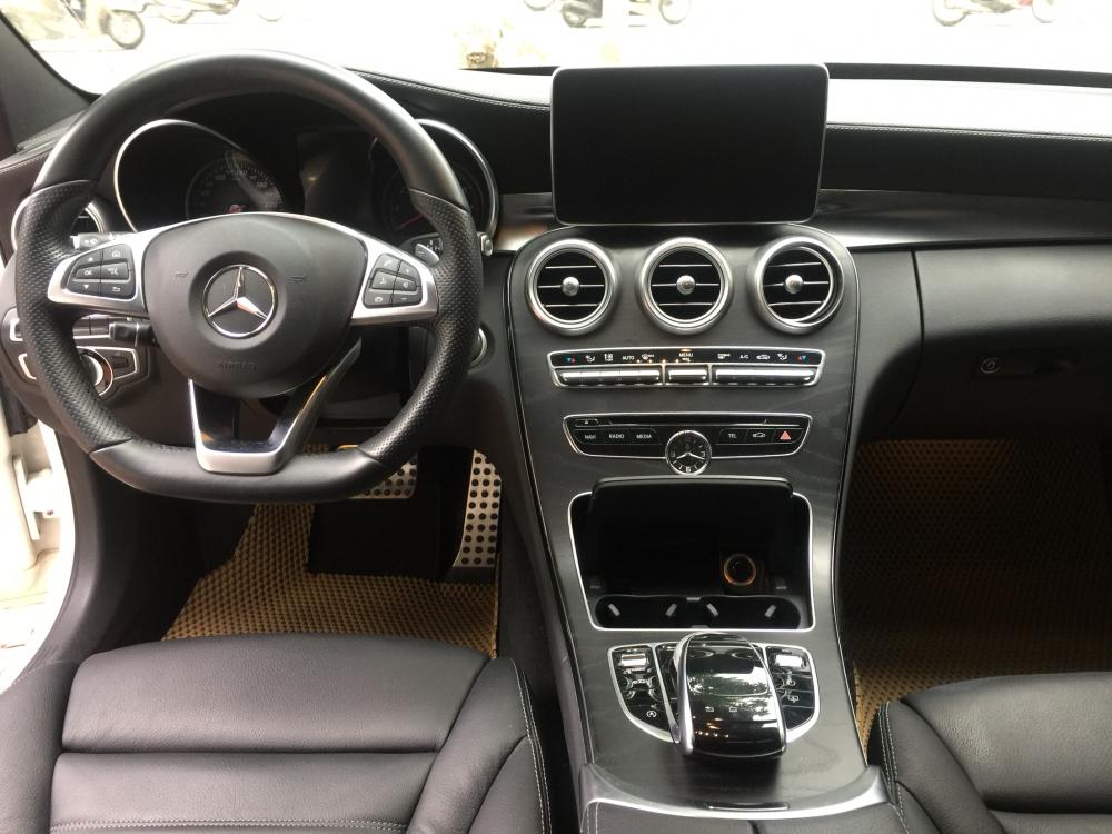 Mercedes-Benz C300 AMG 2015 - Bán C300 AMG trắng - đen SX 2015