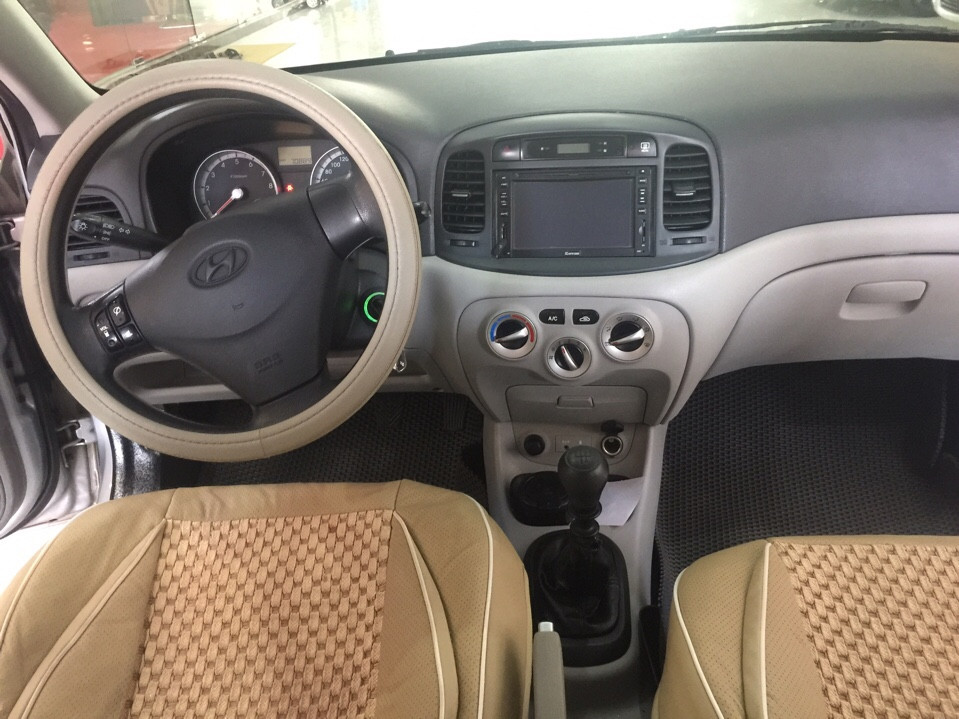 Hyundai Verna 2008 - Cần bán Hyundai Verna đời 2008, màu bạc, nhập khẩu