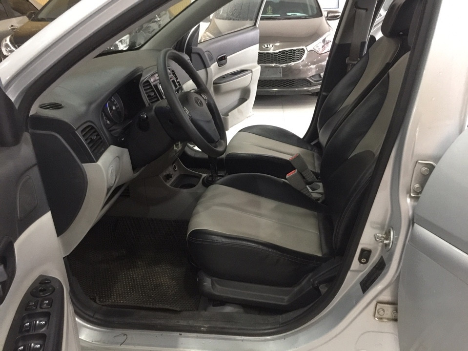 Hyundai Verna 2009 - Cần bán Hyundai Verna đời 2009, màu bạc, nhập khẩu nguyên chiếc