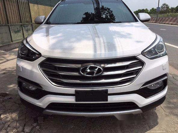 Hyundai Santa Fe 4WD 2016 - Cần bán lại xe Hyundai Santa Fe 4WD đời 2016, màu trắng