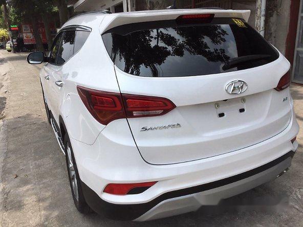Hyundai Santa Fe 4WD 2016 - Cần bán lại xe Hyundai Santa Fe 4WD đời 2016, màu trắng