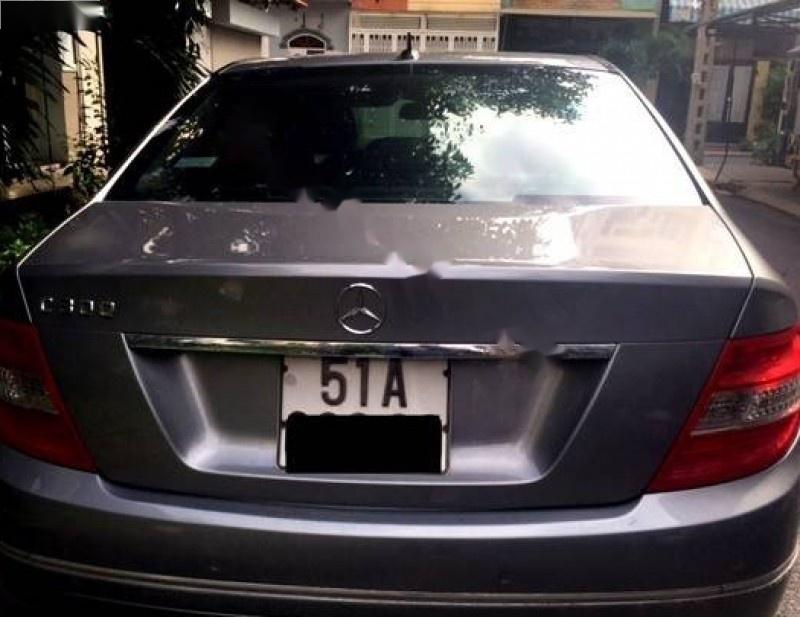 Mercedes-Benz C300 2011 - Cần bán lại xe Mercedes năm 2011, màu xám, 750 triệu