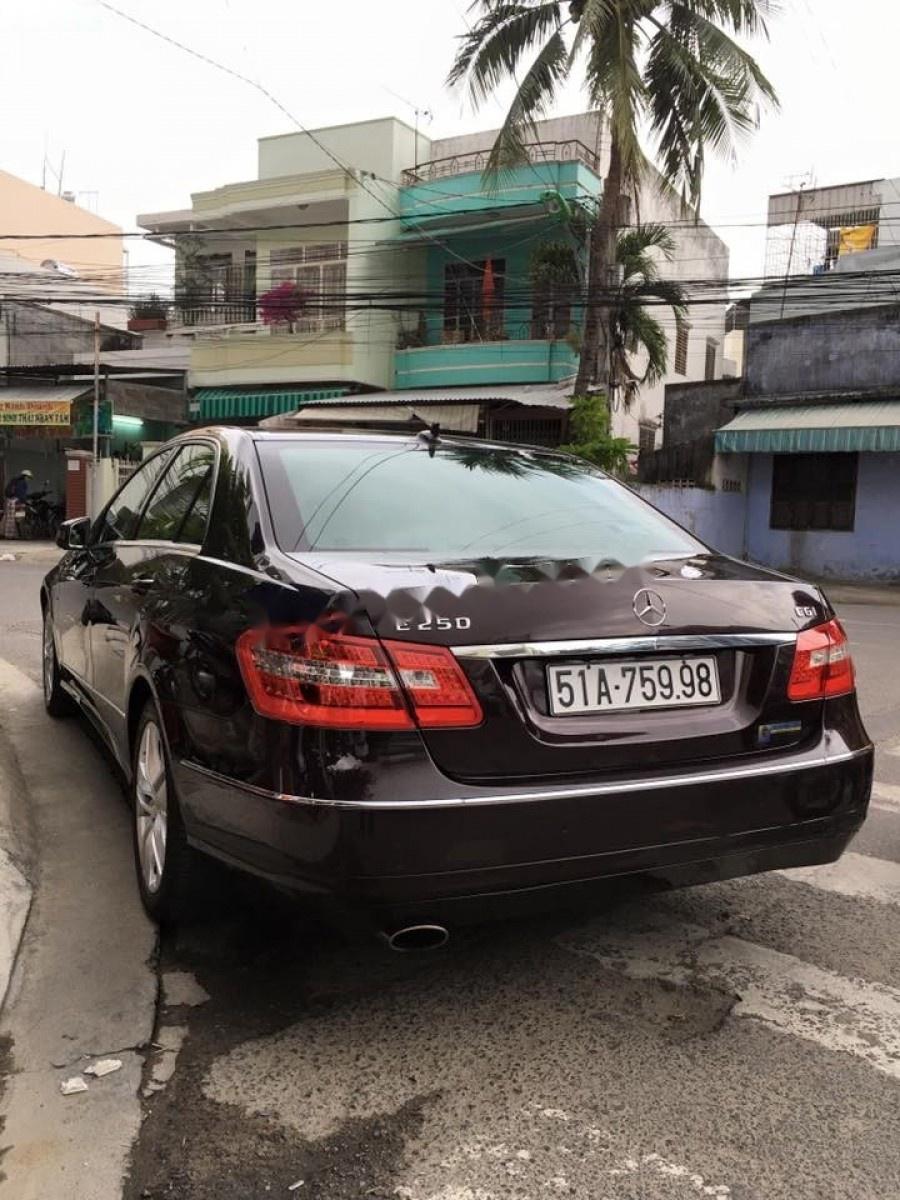 Mercedes-Benz E250 CGI 2009 - Cần bán lại xe Mercedes CGI đời 2009, màu nâu
