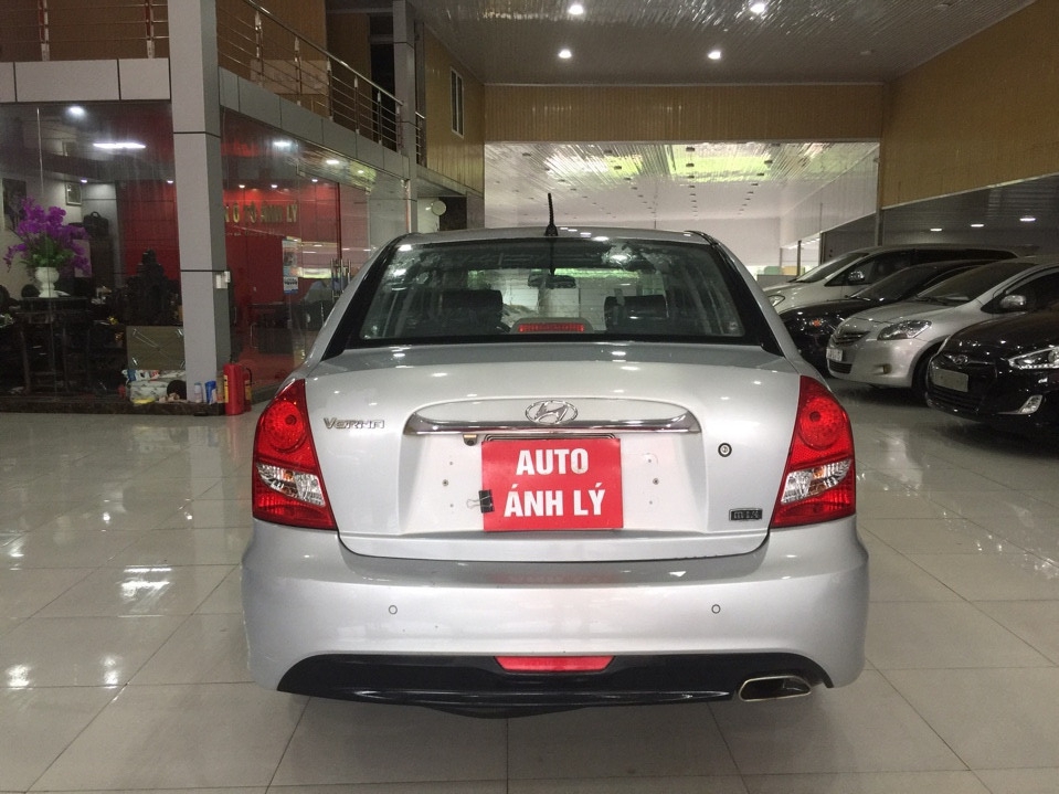 Hyundai Verna 2009 - Cần bán Hyundai Verna đời 2009, màu bạc, nhập khẩu nguyên chiếc