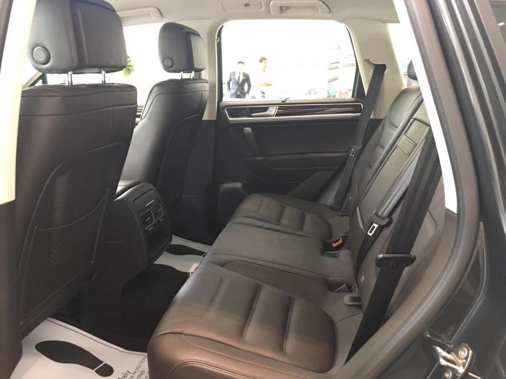 Volkswagen Touareg GP 2014 - VW Việt Nam bán Volkswagen Touareg GP đời 2014, màu đen, xe nhập mới 100%, cam kết giá tốt. LH Hương: 0902.608.293