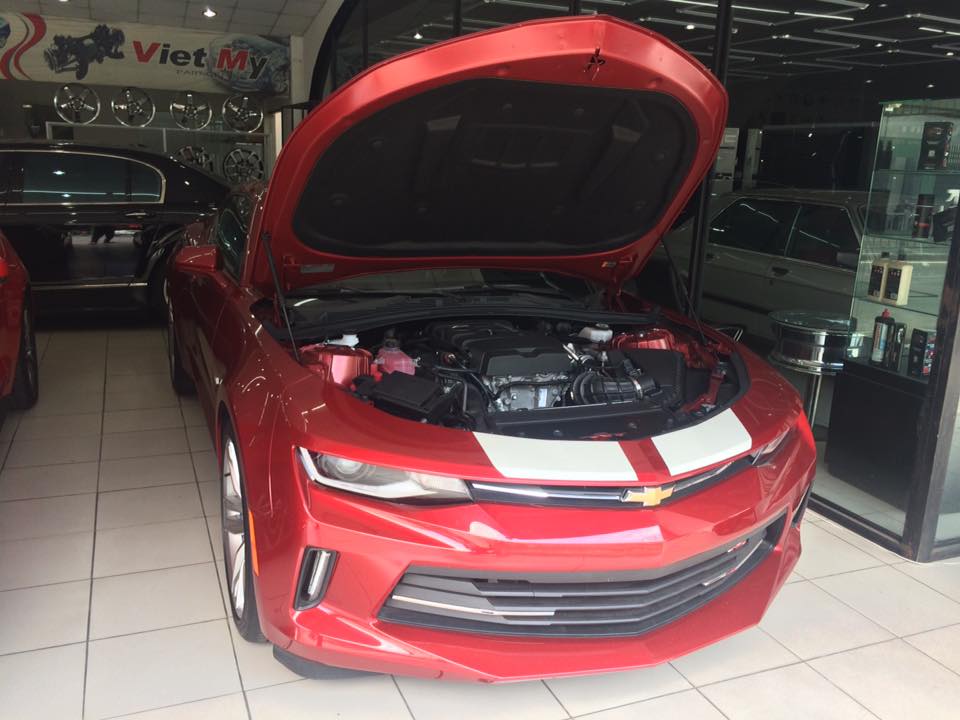 Chevrolet Camaro RS 2017 - Cần bán Chevrolet Camaro RS đời 2017, màu đỏ, nhập khẩu