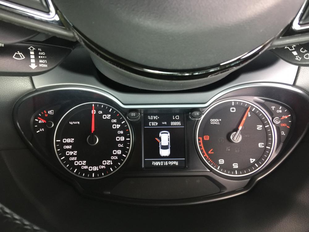 Audi Q5 2.0 quatro 2014 - Cần bán xe Audi Q5 2.0 Quatro đời 2014, màu trắng, xe nhập sản xuất năm 2013
