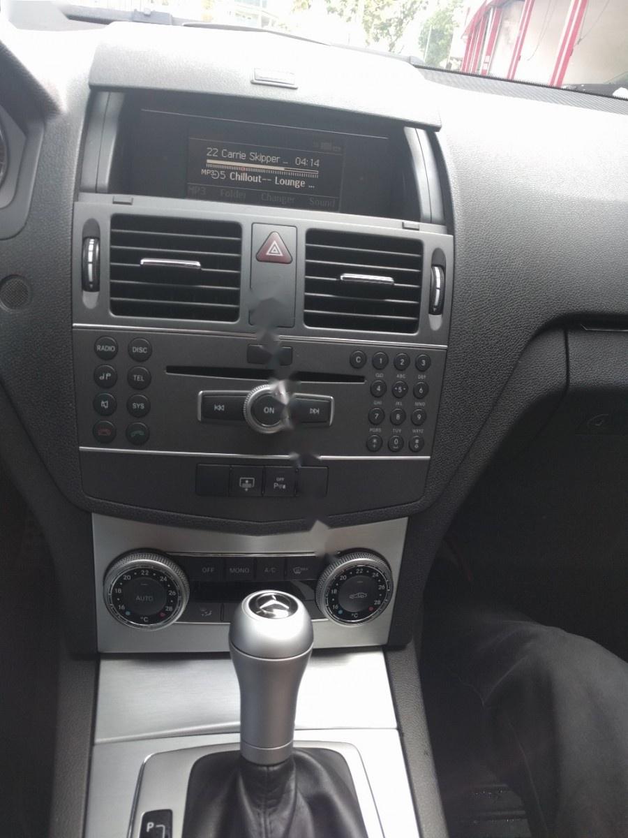 Mercedes-Benz C300 AMG 2010 - Bán xe Mercedes C300 AMG đời 2010, màu trắng, giá tốt