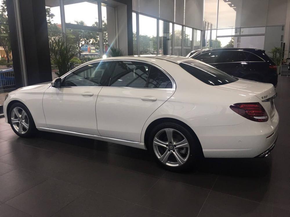 Mercedes-Benz E250   2017 - Bán xe Mercedes E250 đời 2017 giá tốt