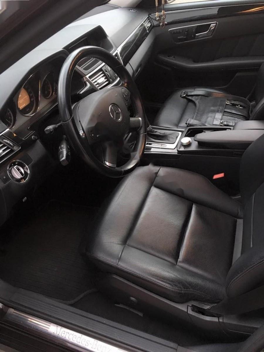 Mercedes-Benz E250 CGI 2009 - Cần bán lại xe Mercedes CGI đời 2009, màu nâu