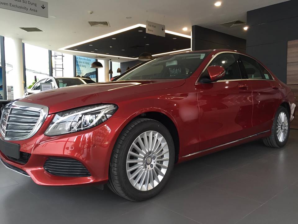 Mercedes-Benz C250 E 2017 - Bán xe Mercedes E 2017, màu đỏ, nhập khẩu chính hãng