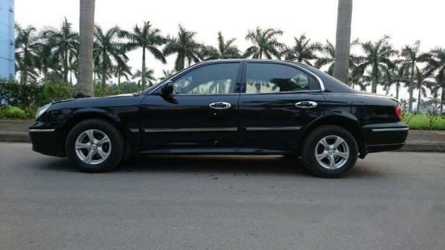 Hyundai Sonata 2003 - Cần bán Hyundai Sonata 2.0 AT đời 2003, màu đen 