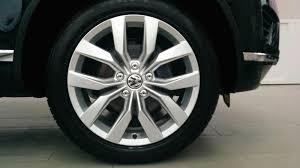 Volkswagen Touareg GP 2014 - VW Việt Nam bán Volkswagen Touareg GP đời 2014, màu đen, xe nhập mới 100%, cam kết giá tốt. LH Hương: 0902.608.293