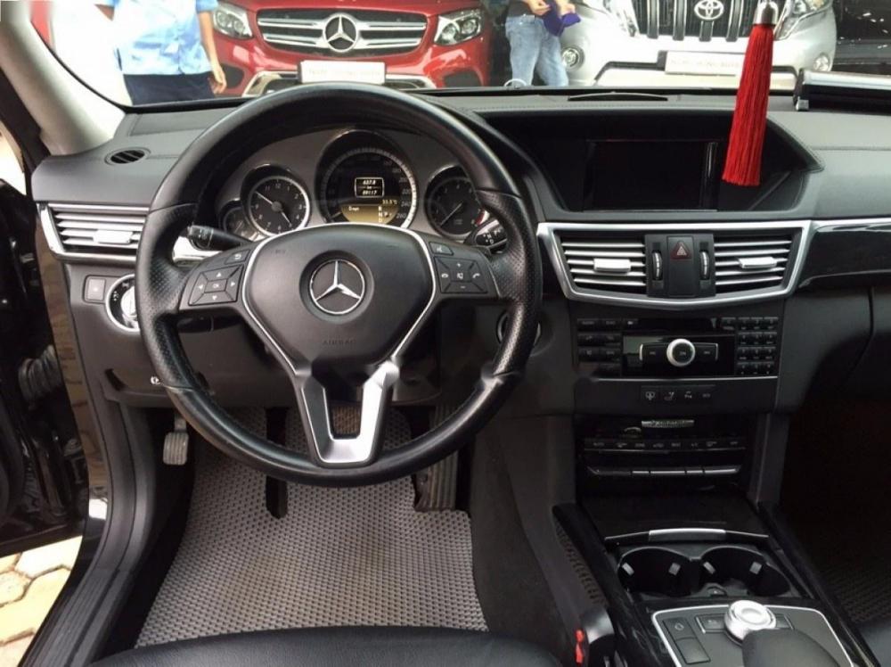 Mercedes-Benz E250 2010 - Cần bán xe Mercedes E250 đời 2010, màu đen như mới