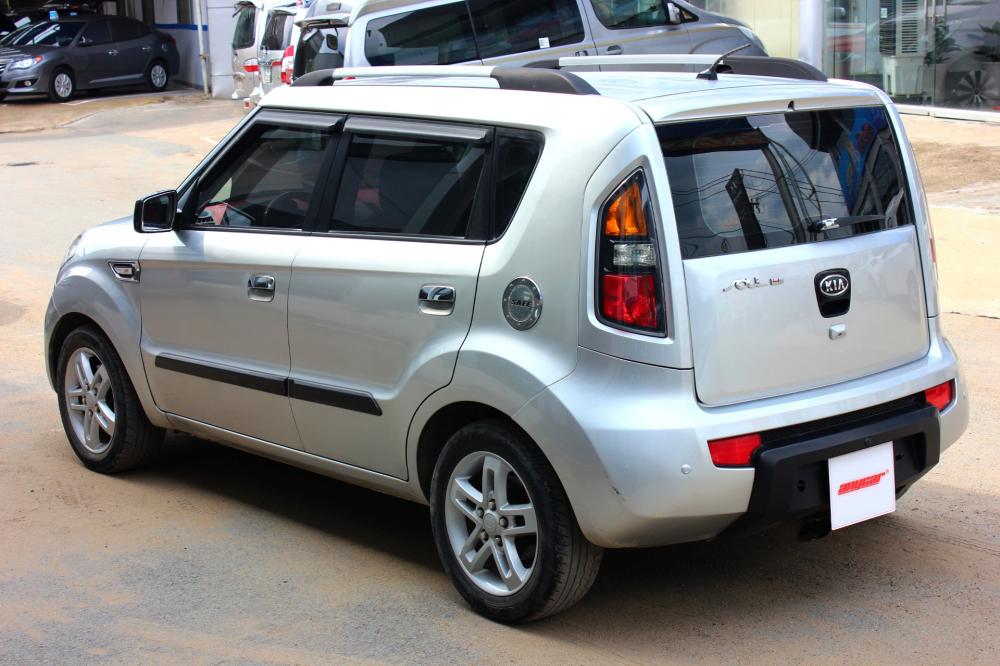Kia Soul 4U 1.6AT 2008 - Bán Kia Soul 4U 1.6AT đời 2008, màu bạc, nhập khẩu, 385tr, kiểu dáng thân thiện