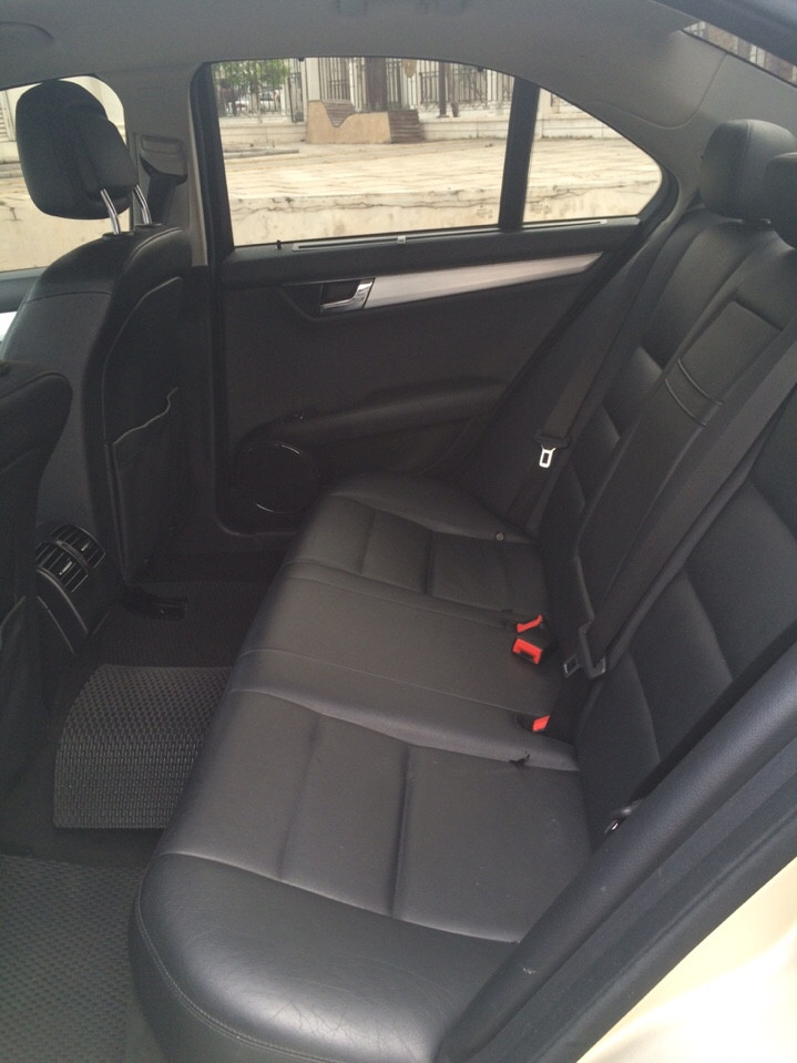 Mercedes-Benz C300 AMG 2010 - Em cần gả em Mercedes C300 AMG, khai sinh 2010, em rước em nó từ hãng