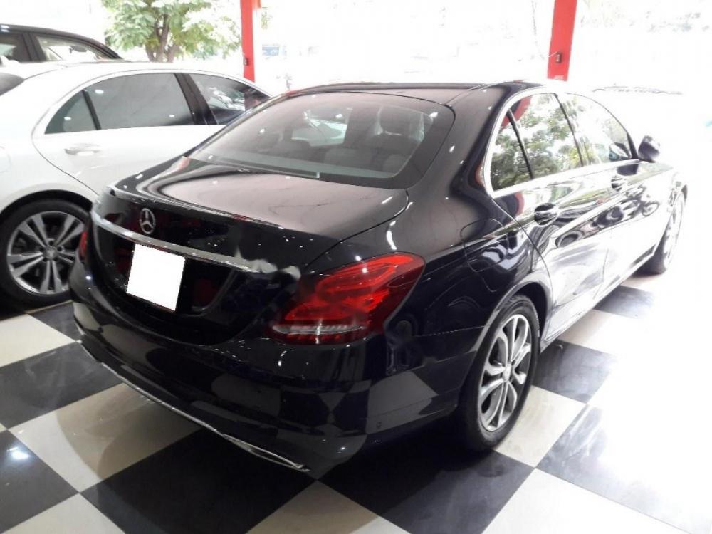 Mercedes-Benz C200 2016 - Cần bán xe Mercedes C200 đời 2016, màu đen