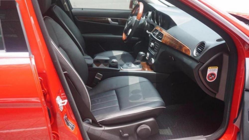 Mercedes-Benz C250   2011 - Bán Mercedes C250 Sx 2011, đăng ký 2012, xe còn mới