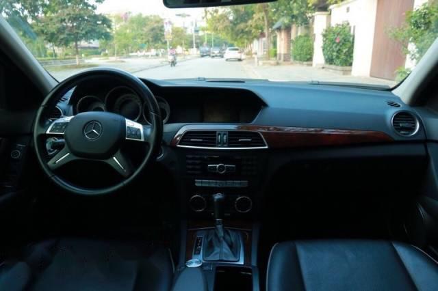 Mercedes-Benz C250 2011 - Cần bán xe Mercedes C250 đời 2011, giá chỉ 780 triệu