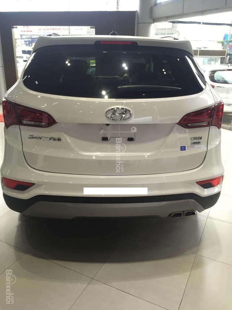 Hyundai Santa Fe 4WD 2016 - Santa Fe Full 4WD tặng 100% thuế trước bạ, xe mới 100% giá cũ