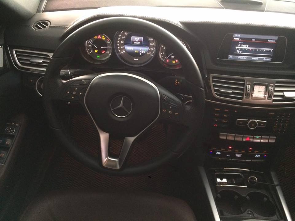Mercedes-Benz E250 2014 - Cần bán gấp Mercedes đời 2014, màu đen, nhập khẩu nguyên chiếc chính chủ