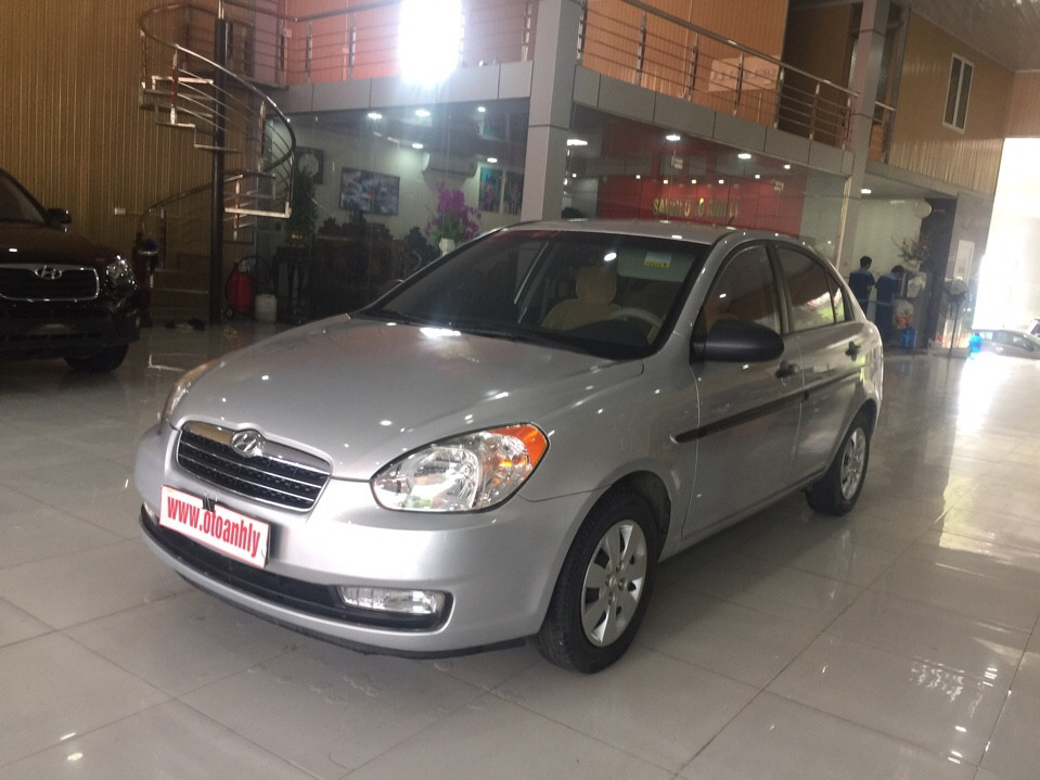 Hyundai Verna 2008 - Cần bán Hyundai Verna đời 2008, màu bạc, nhập khẩu