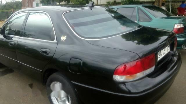 Mazda 626    1995 - Bán xe cũ Mazda 626 đời 1995, màu đen giá cạnh tranh
