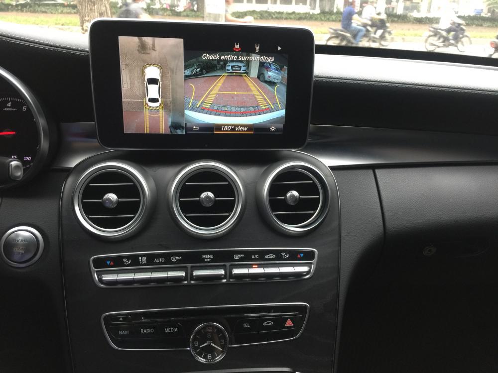 Mercedes-Benz C300 AMG 2015 - Bán C300 AMG trắng - đen SX 2015