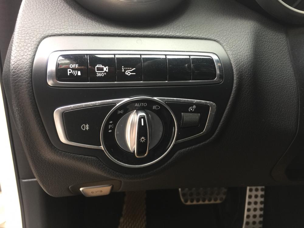Mercedes-Benz C300 AMG 2015 - Bán C300 AMG trắng - đen SX 2015