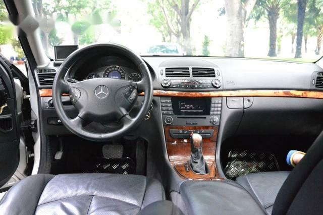 Mercedes-Benz E200   2004 - Bán Mercerdes E200 SX 2004, ĐKLĐ 2006, xe đi được 86.000km