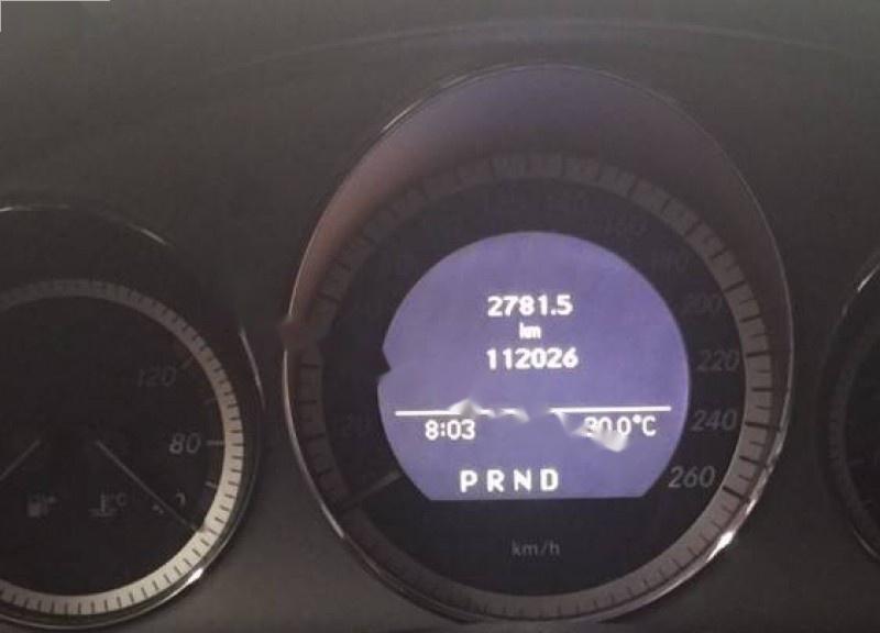 Mercedes-Benz C300 2011 - Cần bán lại xe Mercedes năm 2011, màu xám, 750 triệu