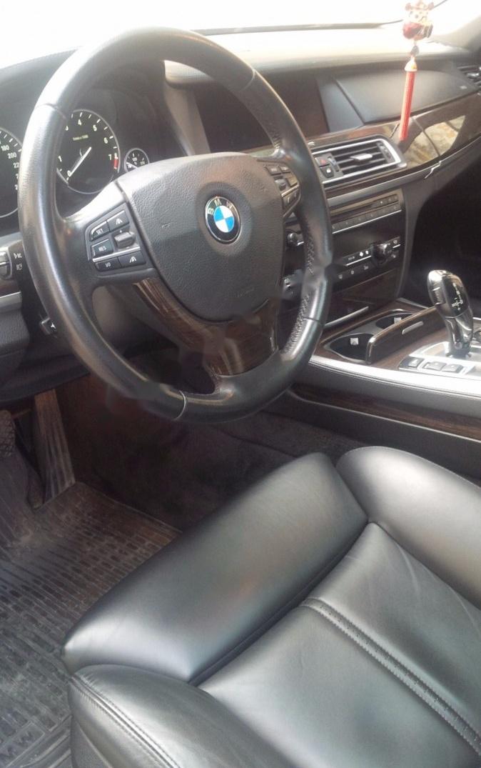 BMW 7 Series 740Li 2009 - Cần bán lại xe BMW 7 Series 740Li đời 2009, màu đen, xe nhập còn mới
