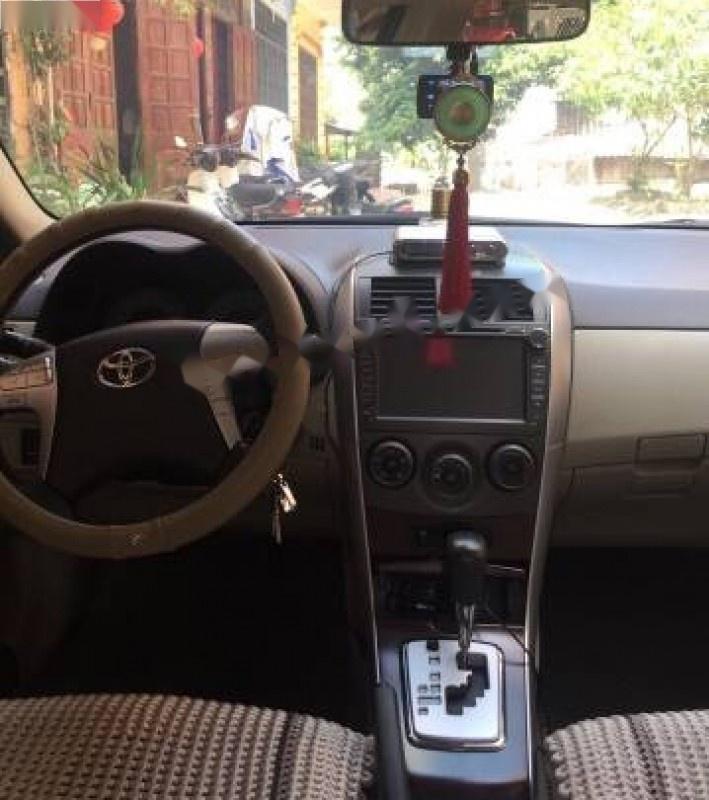 Toyota Corolla altis 1.8AT 2014 - Bán ô tô Toyota Corolla altis 1.8AT đời 2014, màu đen số tự động