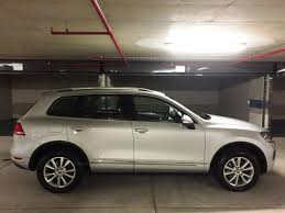 Volkswagen Touareg GP 2014 - Xe nhập Đức Volkswagen Touareg GP đời 2014, màu bạc, cam kết giá tốt nhất thị trường. LH Hương: 0902.608.293
