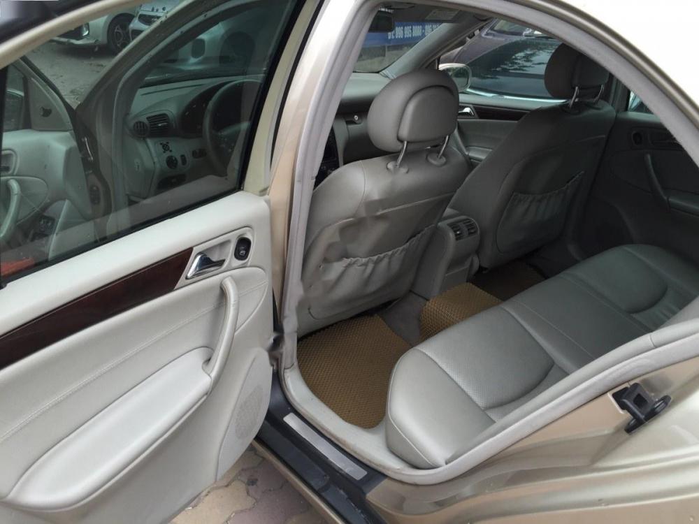Mercedes-Benz C200   2003 - Song Anh Auto cần bán Mercedes C200 màu vàng cát, đời 2003, đăng ký tên tư nhân, biển Hà Nội