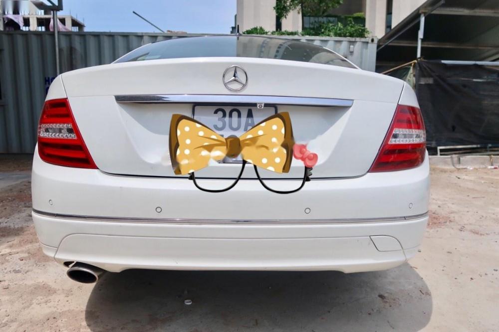 Mercedes-Benz C200 2008 - Chính chủ bán Mercedes C200 2008, màu trắng, 570 triệu