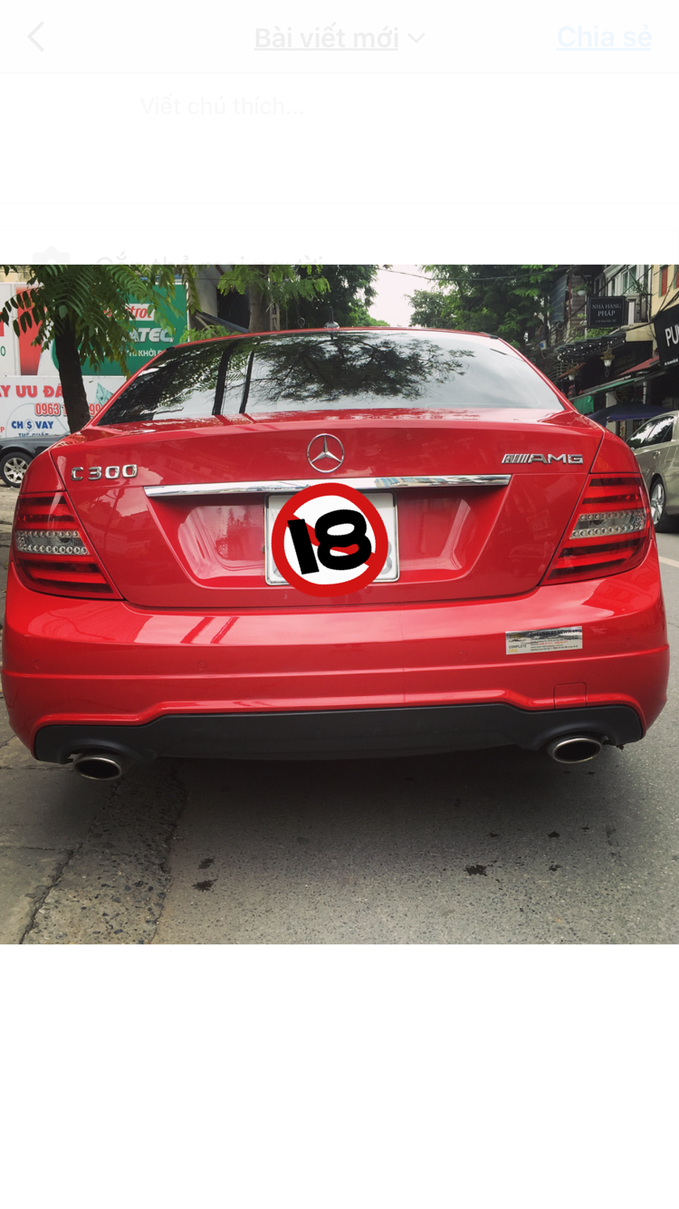 Mercedes-Benz C300 AMG 2011 - Cần bán Mercedes C300 AMG đời 2011 màu đỏ. Giá bán 890 triệu