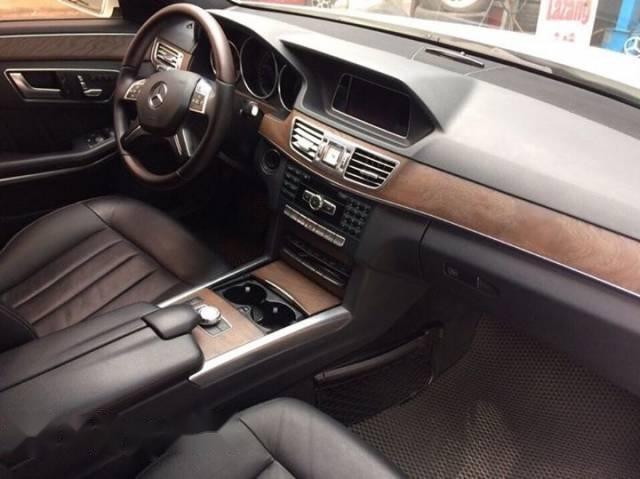 Mercedes-Benz E200   2014 - Cần bán Mercedes E200 đời 2014, màu trắng, biển Hà Nội
