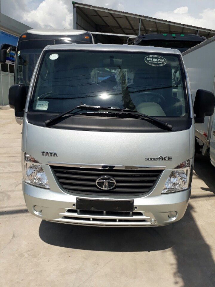 Xe tải 5000kg 2017 - Bán ô tô xe tải 1 tấn - dưới 1,5 tấn 2017, màu bạc, giá chỉ 250 triệu