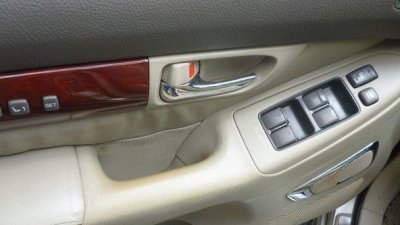 Lexus GX470 2007 - Bán xe Lexus GX 470 V8 AT sản xuất 2007, màu vàng