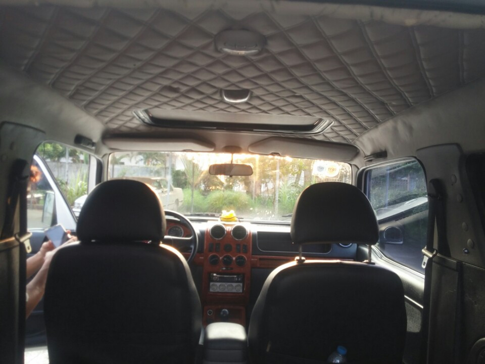 Kia Jeep 2002 - Cần bán xe ô tô Kia - Jeep màu trắng sản xuất năm 2002. Xe số sàn nhập khẩu Hàn Quốc