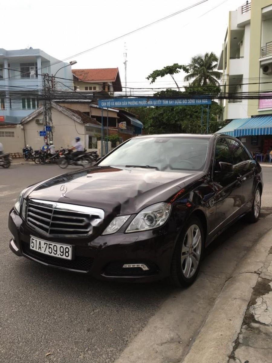 Mercedes-Benz E250 CGI 2009 - Cần bán lại xe Mercedes CGI đời 2009, màu nâu