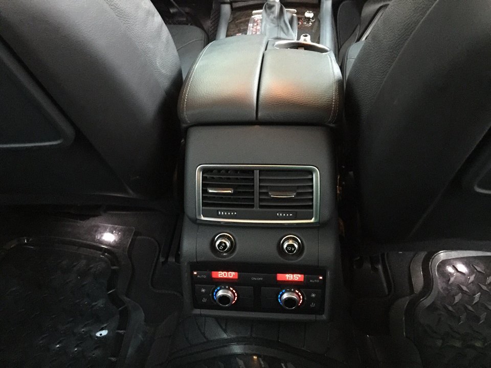Audi Q7 2014 - Bán xe nhà ô tô Audi Q7 đời 2014, màu trắng, nhập khẩu chính hãng